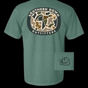 Green Short Sleeve Tee with Giraffe Print